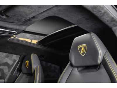 Lamborghini Urus V8 AKRAPOVIC - GRIGIO KERES (2022) - Photo 14