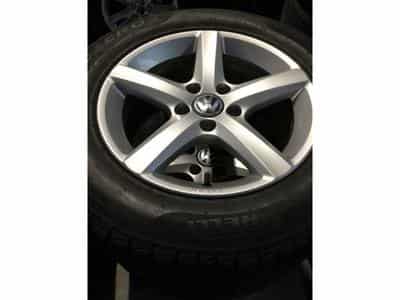 Jantes alu + Pneus h 16" 215/60 R16 99H (2026) - Photo 1