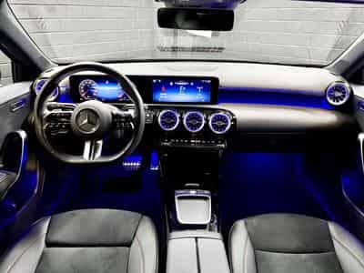 Mercedes A 200 AMG EDITION 163 CV * CAMÉRA *MBUX * KEYLESS * (2023) - Foto 9