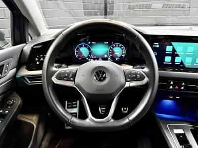 VW Golf Life ACTIVE 2.0 TDI DSG7 150 CV ** Attelage ** Caméra ** (2022) - Photo 10