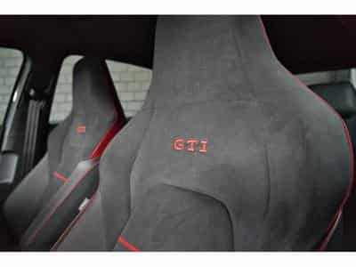 VW Golf GTI Clubsport 2.0 TSI 300 CV DSG7 *Matrix* *Harman* Toit Ouv (2023) - Photo 8