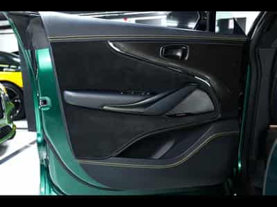 Aston-Martin DBX 707 MY25.5 - MALACHITE GREEN (2025) - Foto 9