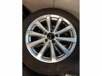 Jantes alu + Pneus h 17" 225/55 R17 97H (2026) - Photo 1