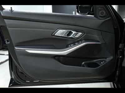 BMW M340 TOURING XDRIVE - BLACK SAPPHIRE METALLIC - WARRANTY 11/2028 (2024) - Photo 9