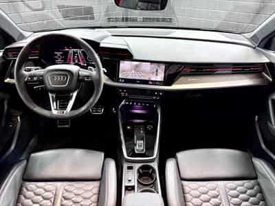 Audi RS3 Sportback RS quattro 2.5 TFSI 400 CV (2023) - Photo 11