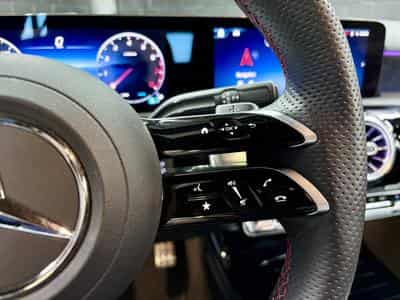 Mercedes A 200 AMG EDITION 163 CV * CAMÉRA *MULTIBEAM* CUIR/ALCANTARA* (2024) - Photo 14