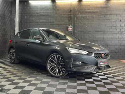 Cupra Leon 245CV eHybrid DSG6 (2022) - Photo 3