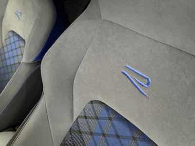 VW Golf R 20 Years 4Motion 2.0 TSI 333 CV DSG7  *DCC* *ACC* (2022) - Photo 8