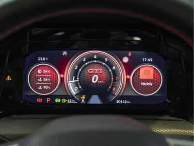 VW Golf GTI Clubsport 2.0 TSI 300CV DSG7 (2023) - Photo 13