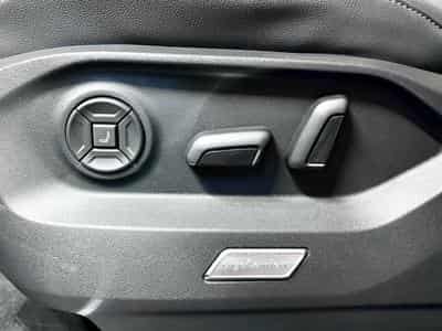 VW Touareg 3.0 R 4Motion eHybrid 462 CV ** Toit ouvrant ** Susp. pneuma (2022) - Photo 12