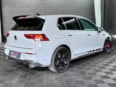 VW Golf GTI Clubsport 2.0 TSI 300CV DSG7 * 19" * ACC * (2022) - Photo 6