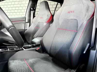 VW Golf GTI GTI Clubsport 2.0 TSI 300 CV DSG7 *Matrix* *Harman Kardo (2023) - Photo 7