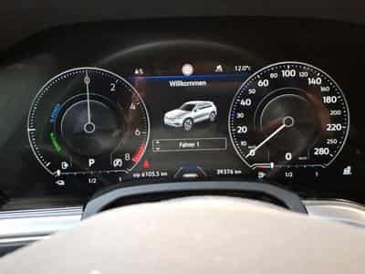 VW Touareg 3.0 TSi V6 PHEV 4MOTION Elegance 381 CV (2022) - Photo 14