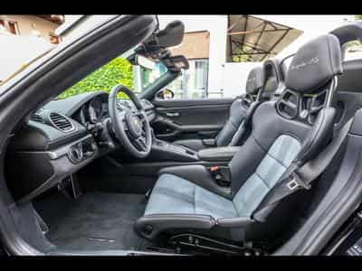 Porsche Boxster 718 RS PDK (2024) - Photo 10