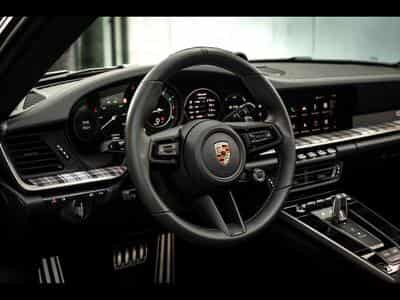 Porsche 911 (992.1) TURBO 50 JAHRE (S) COUPE PDK - PACK HERITAGE DESIGN (2025) - Foto 11