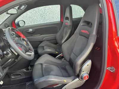 Abarth 695 TRIBUTO FERRARI /CARBON/N°1056/1199 (2011) - Photo 2