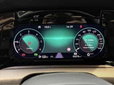 VW Golf Life ACTIVE 2.0 TDI DSG7 150 CV ** Attelage ** Caméra ** (2022) - Photo 13