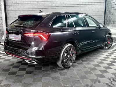 Skoda Octavia RS iV Combi PHEV 245 CV *MATRIX* *Sièges Chauff* (2022) - Foto 6