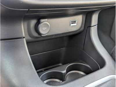 Citroën C3 1.2T 110CV SHINE * GARANTIE 36 MOIS * (2023) - Photo 10