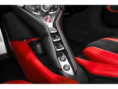 McLaren 720S PERFORMANCE COUPÉ (2017) - Photo 14