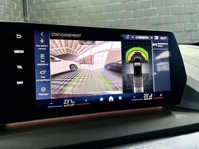 BMW 120 120i M-Sport 170CV  *Sièges Chauffants* Shadow Line * (2025) - Foto 15