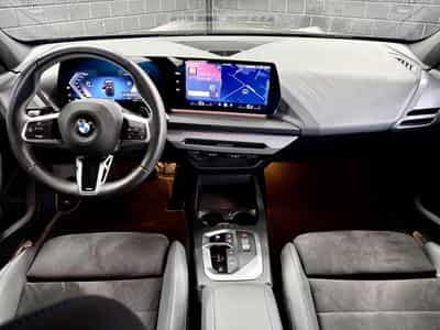 BMW 120 120i M-Sport 170CV  *Sièges Chauffants* Shadow Line * (2025) - Foto 9