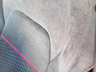 VW Golf GTI Clubsport 2.0 TSI 300 CV DSG7 *PANO*MATRIX* *CAM* (2023) - Photo 8