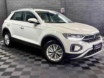 VW T-Roc Life 150 CV TSI DSG7 ** Attelage ** Pneus 4 Saisons** (2024) - Foto 3