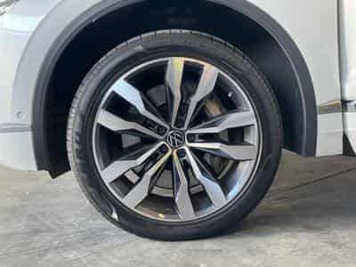 VW Touareg 3.0 TSi V6 eHybrid 4MOTION Elegance  381 CV (2022) - Foto 11