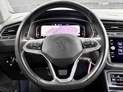 VW Tiguan Life ACTIVE 1.4 eHybrid TSI 245CV DSG6 *Attelage* *Caméra* (2022) - Foto 10