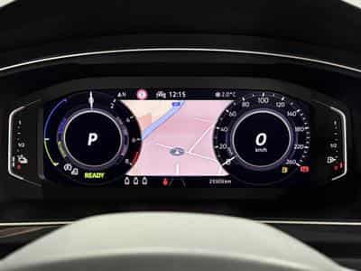 VW Tiguan Life ACTIVE 1.4 eHybrid TSI 245CV DSG6 *Attelage* *Caméra* (2022) - Foto 13