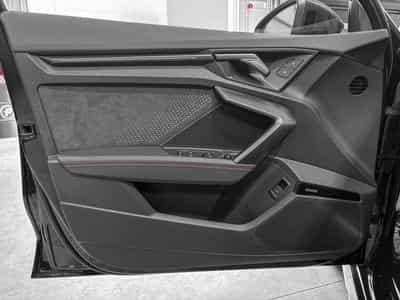 Audi RS3 Sportback 2.5 TFSI quattro/Pano/19//360°/SONO/MATRIX (2026) - Foto 5