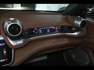 Ferrari GTC4 Lusso 6.3 V12 (690 CH) – GRIGIO FERRO – FERRARI POWER 06/2027 – SE (2018) - Photo 15