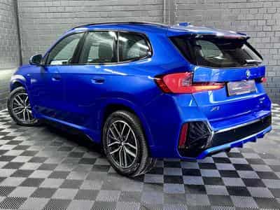 BMW X1 18i sDrive 136 CV M-Sport * Hayon * Caméra * Sièges chauffan (2025) - Foto 4