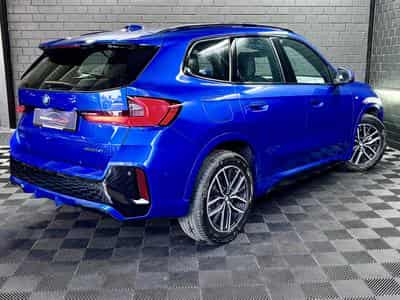 BMW X1 18i sDrive 136 CV M-Sport * Hayon * Caméra * Sièges chauffan (2025) - Foto 6