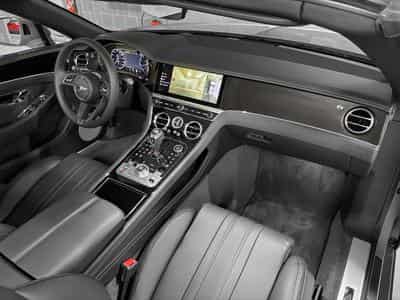 Bentley Continental GT GTC GTC V8 4.0 / TOURING / MULLINER /21 (2023) - Photo 15