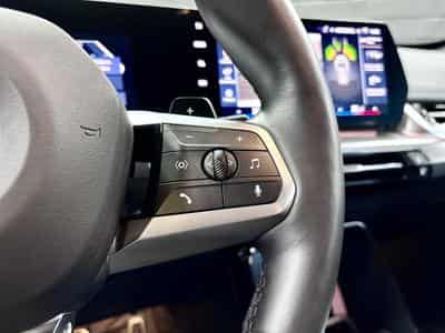 BMW X1 18i sDrive 136 CV M-Sport * Hayon * Caméra * Sièges chauffan (2025) - Photo 9