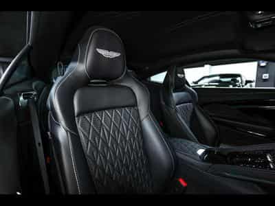 Aston-Martin DB12 COUPE 4.0 V8 BITURBO - ALUMINITE SILVER (2024) - Foto 13