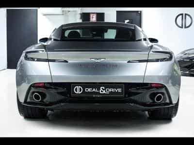 Aston-Martin DB12 COUPE 4.0 V8 BITURBO - ALUMINITE SILVER (2024) - Foto 4