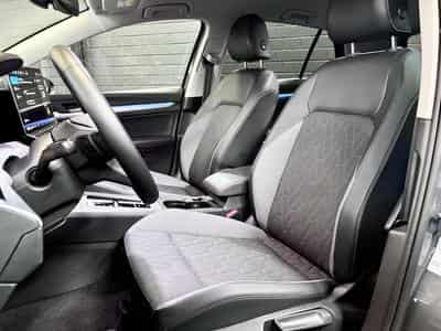 VW Golf phase 2 Life GOAL 2.0 TDI DSG7 150 CV  ** Attelage ** (2025) - Foto 7