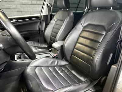 VW Golf 2.0 TDI Highline *ACC* Caméra* Sièges Chauff* Cuir* (2015) - Foto 5