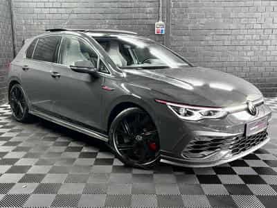 VW Golf GTI Clubsport 2.0 TSI 300 CV DSG7 *IQ. LIGHT* *PANO* CUIR * (2023) - Foto 3