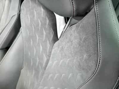 Cupra Terramar 1.5 eTSI 150 CV *Tête Haute* *Caméra* VSS* (2025) - Foto 8