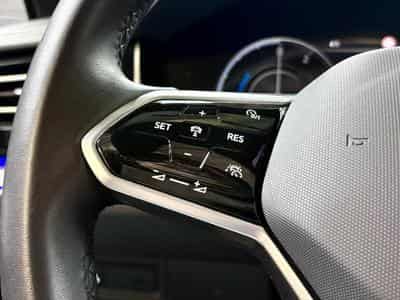 VW Touareg 3.0 TSi V6 eHybrid 4MOTION Elegance  381 CV (2022) - Foto 12