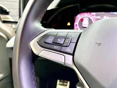 VW Golf Life Goal 2.0 TDI DSG7 150 CV ** Attelage ** Caméra ** (2025) - Photo 11