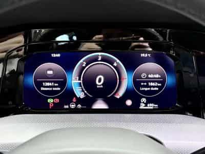 VW Golf Goal 2.0 TDI DSG7 150 CV ** Attelage ** Caméra ** (2025) - Foto 13