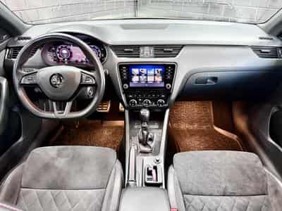 Skoda Octavia III COMBI RS 2.0 TSI 245 CV *CANTON* *ATTELAGE* SIEGES ELEC (2020) - Foto 10