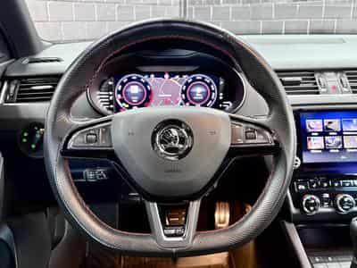 Skoda Octavia III COMBI RS 2.0 TSI 245 CV *CANTON* *ATTELAGE* SIEGES ELEC (2020) - Foto 11