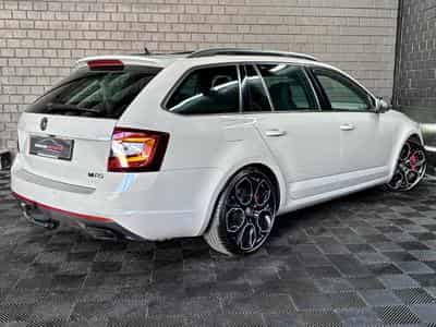 Skoda Octavia III COMBI RS 2.0 TSI 245 CV *CANTON* *ATTELAGE* SIEGES ELEC (2020) - Foto 6