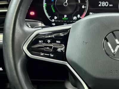 VW Touareg 3.0 TSi V6 PHEV 4MOTION Elegance 381 CV  * Attelage * (2022) - Foto 13